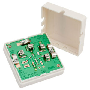 CAJA DISTRIBUCION 3 SALIDAS  REF: 10822